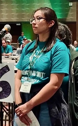 Margarita Ruiz at microphone, AFSCME C5 Convention