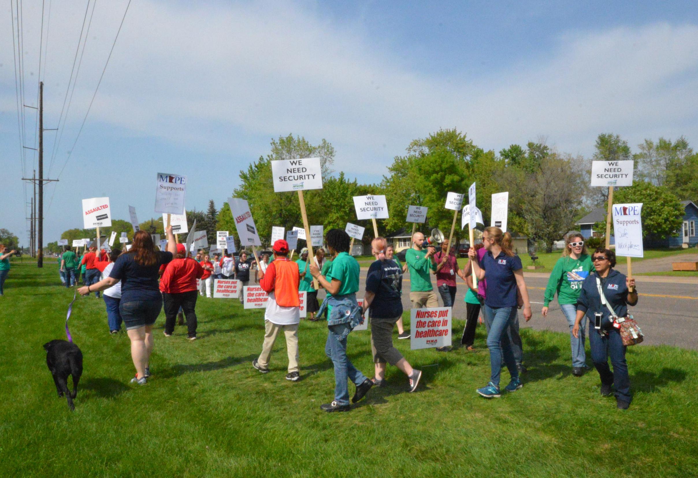 AFSCME members fight back against unsafe working conditions at Anoka Metro Regional Treatment Center