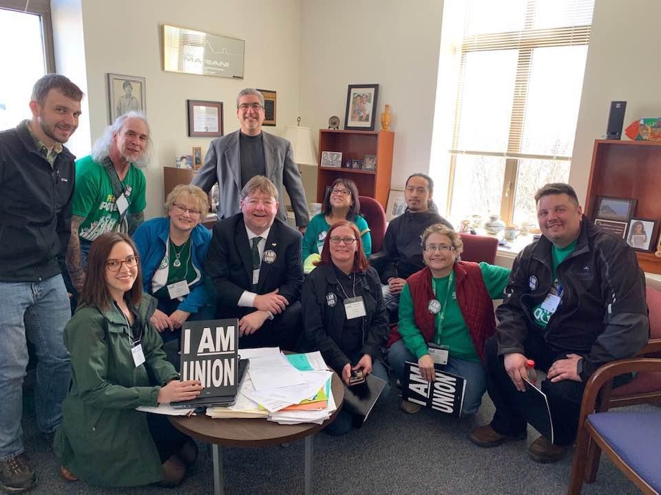 Members meet with Rep. Carlos Mariani at Day on the Hill 2019